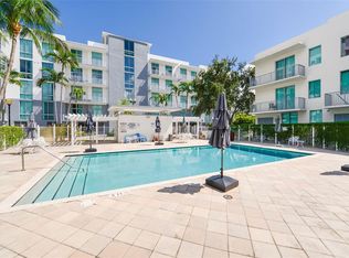 (Undisclosed Address), Hollywood, FL 33020