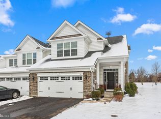 10 Fern Dr, Yardley, PA 19067