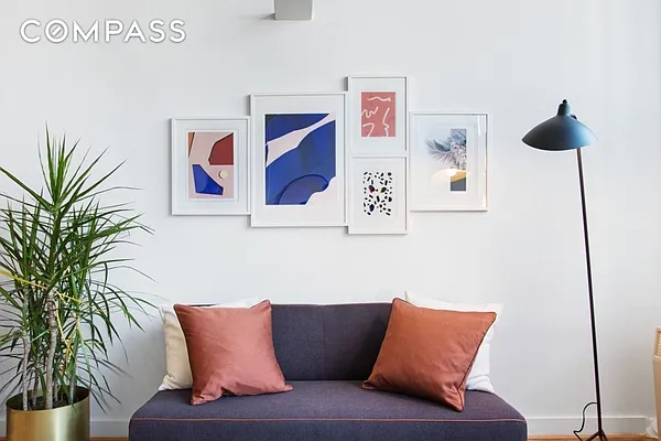 Rented by Compass | media 23