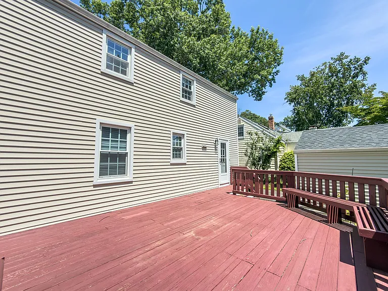 65 Buell St — Photo 30
