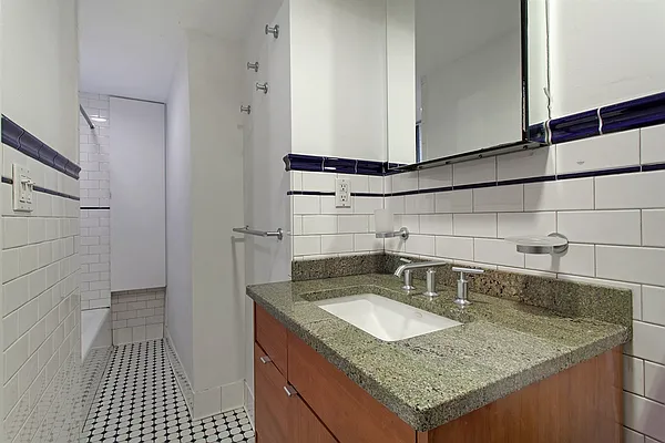 Sold by Corcoran | media 14