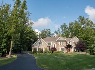 44 Redbrick Rd, Orchard Park, NY 14127