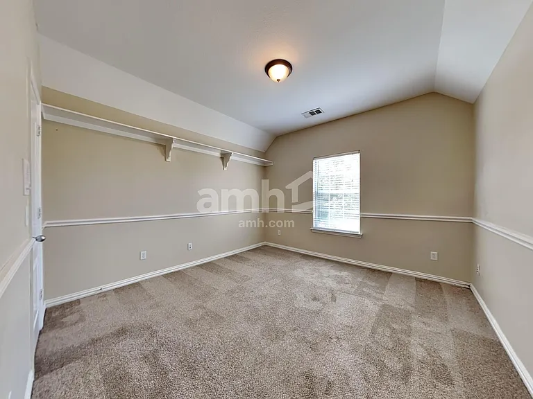 1245 Potter Ave — Photo 30