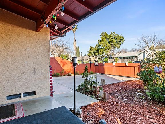 5th image of 2644 San Ignacio Ave
