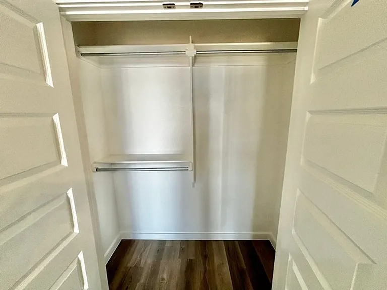 2612 Tiffin Ave — Photo 16