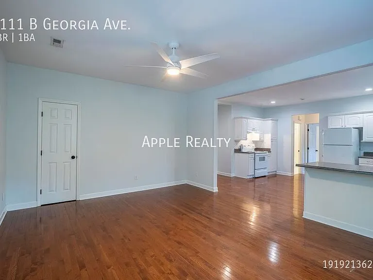1111B Georgia Ave — Photo 2