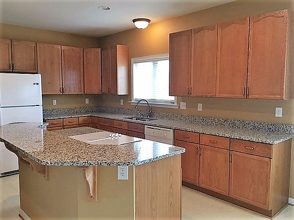 Nice large kitchen