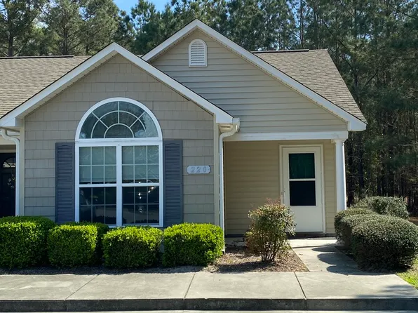 220 Church Hill Ct, New Bern, NC 28562