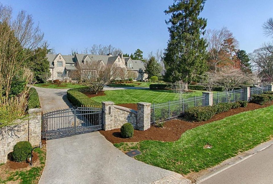 1st image of 7201 Sherwood Dr