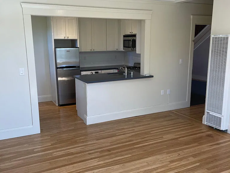 1525 Spruce St #22 — Photo 12