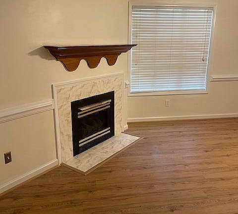 3rd image of 108 Breezewood Drive #C