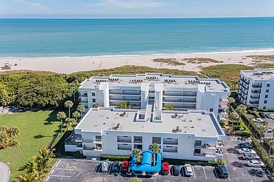 1700 Ocean Dr #302V