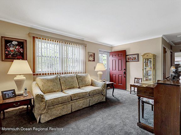 5th image of 106 Coral Dr