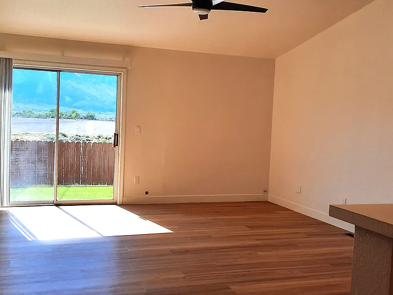 1286 Chardonnay Dr — Photo 11