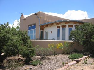 219 N El Rancho Rd, Santa Fe, NM 87501