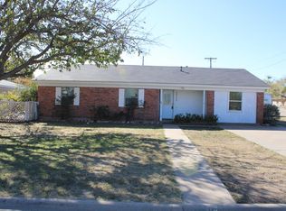 1711 N 11th St, Ballinger, TX 76821