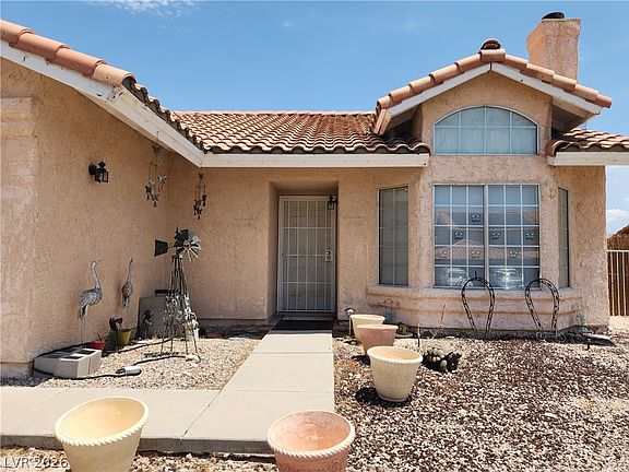 4th image of 3244 Cactus Springs Dr