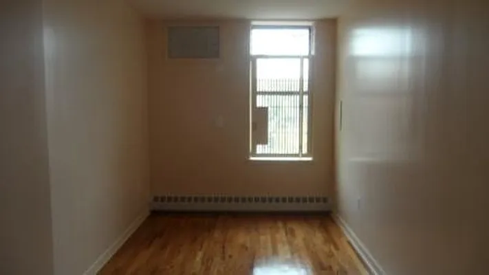 Rented by Veritas Property Management | media 23