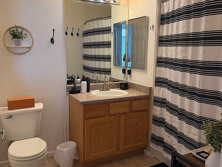 494 Black Feather Loop #104 — Photo 23