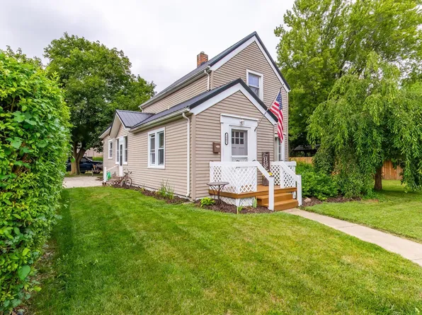 1005 N Main St, Auburn, IN 46706