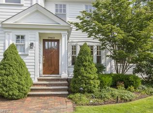 19462 Beach Cliff Blvd, Rocky River, OH