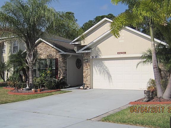 3rd image of 5137 NW Wisk Fern Cir