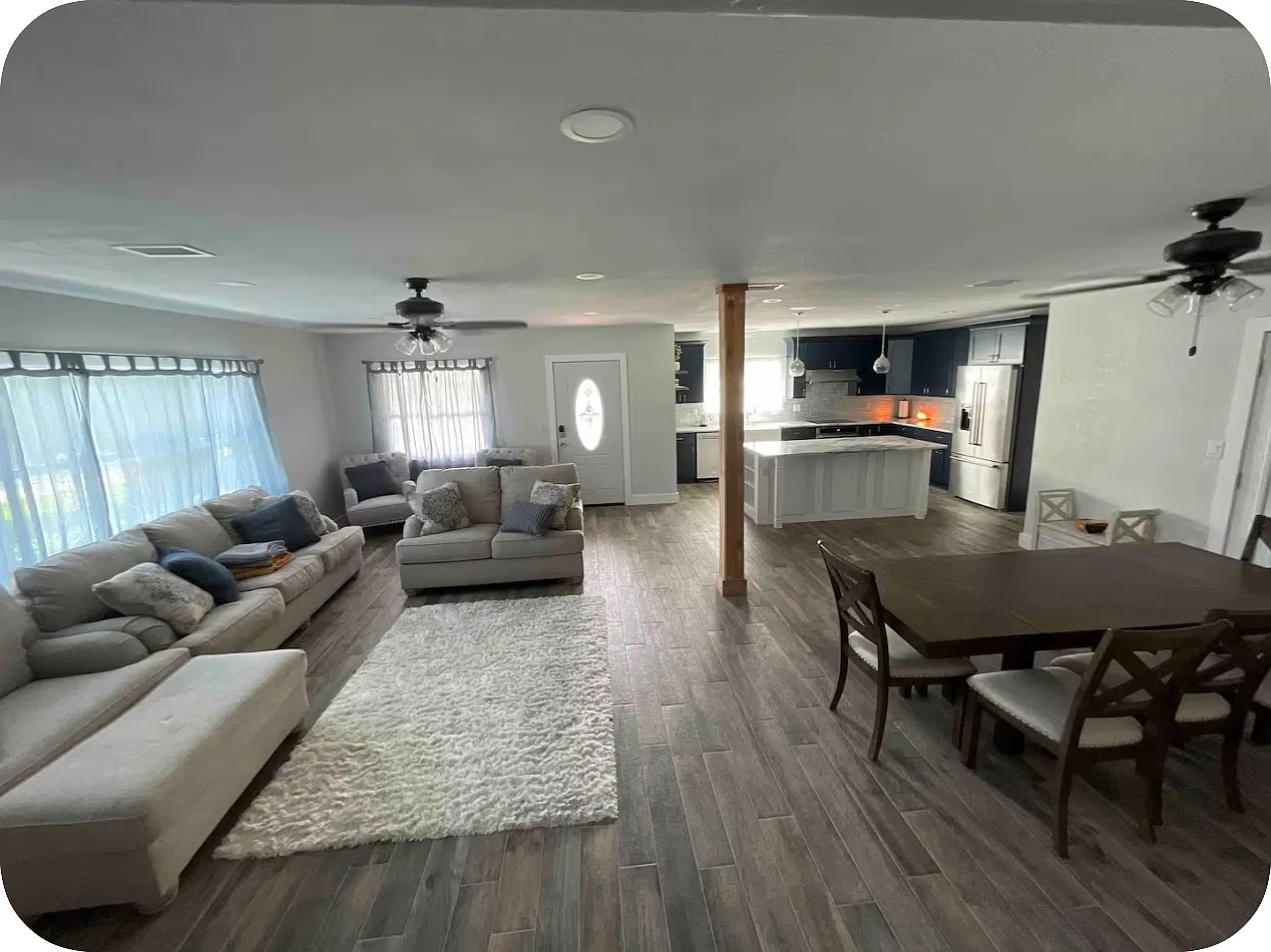 3 bed, 2800 sqft, $4,400 — Photo 3
