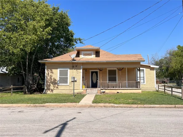 1005 Avenue I, Brownwood, TX 76801
