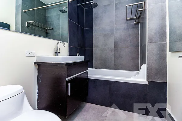 Rented by EXR | media 6