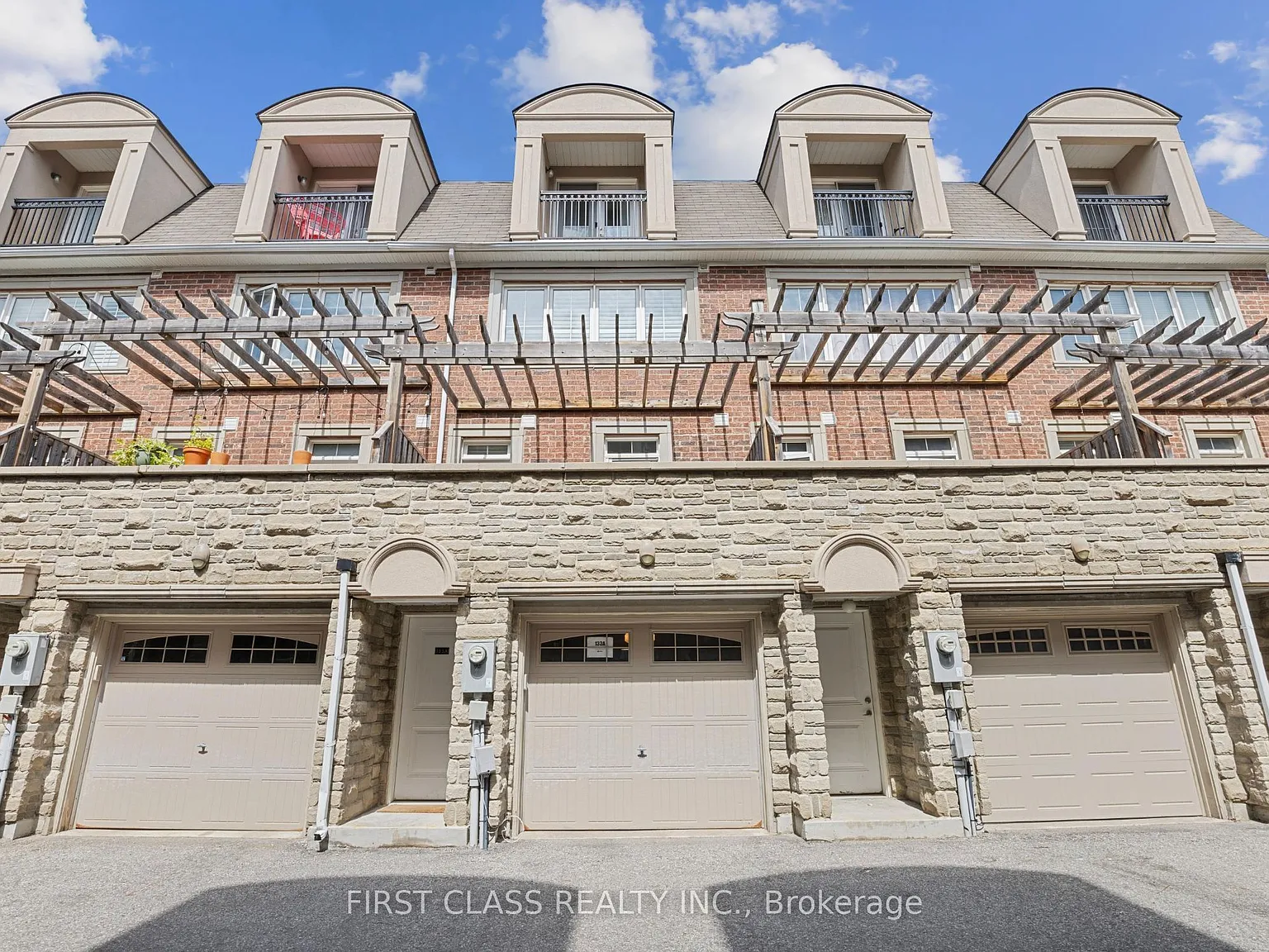 3 bed, $4,450 — Photo 2