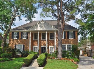 19422 Climbing Oaks Dr, Humble, TX 77346