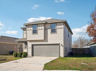 2564 Smokey Cv, Seguin, TX 78155