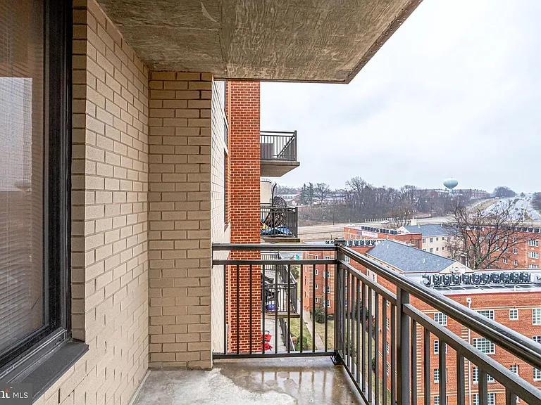 2220 Fairfax Dr #803 — Photo 13