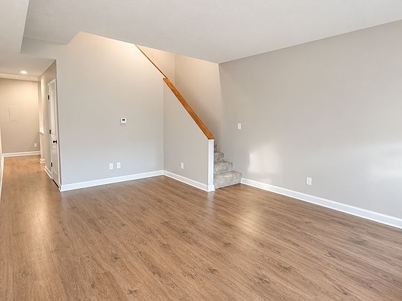 2nd image of 1814 Indianapolis Rd #1814