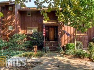 11 Northlake Cir, Peachtree City, GA 30269