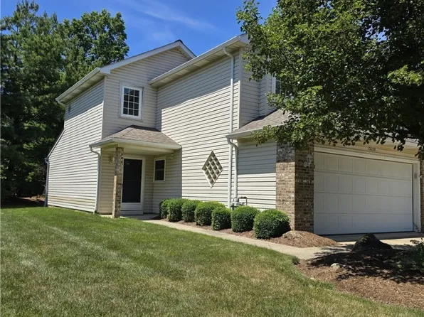 15759 Roxboro Dr, Cleveland, OH 44130