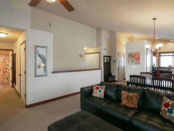 4th image of 145 Catalpa Ln