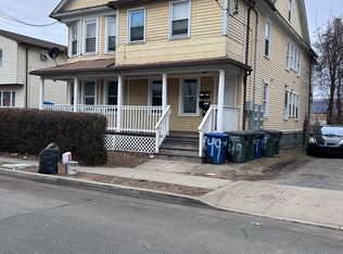 49 Dover St #1F, Bridgeport, CT 06610