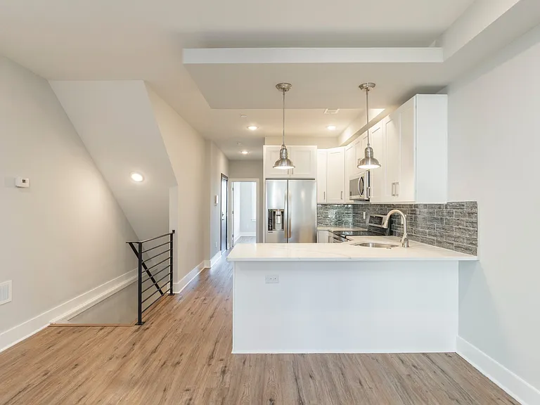 1906 E York St #1A — Photo 12