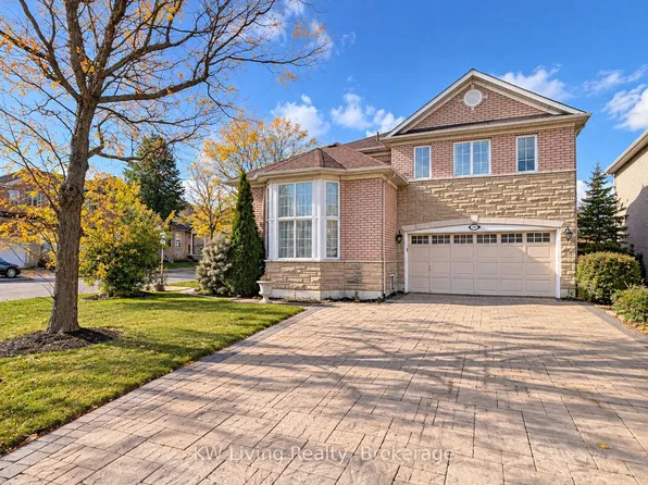 26 Gardenia Cres, Markham, ON L6C 2K7