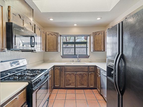 5th image of 6408 Via Aventura Dr