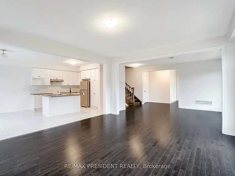 17 Spinland St — Photo 8