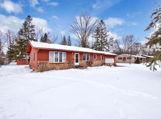 285 Lion Ln, Shoreview, MN 55126