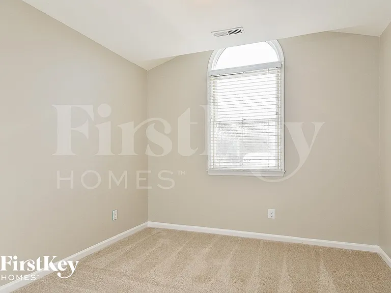 5102 Birnamwood Trl — Photo 11