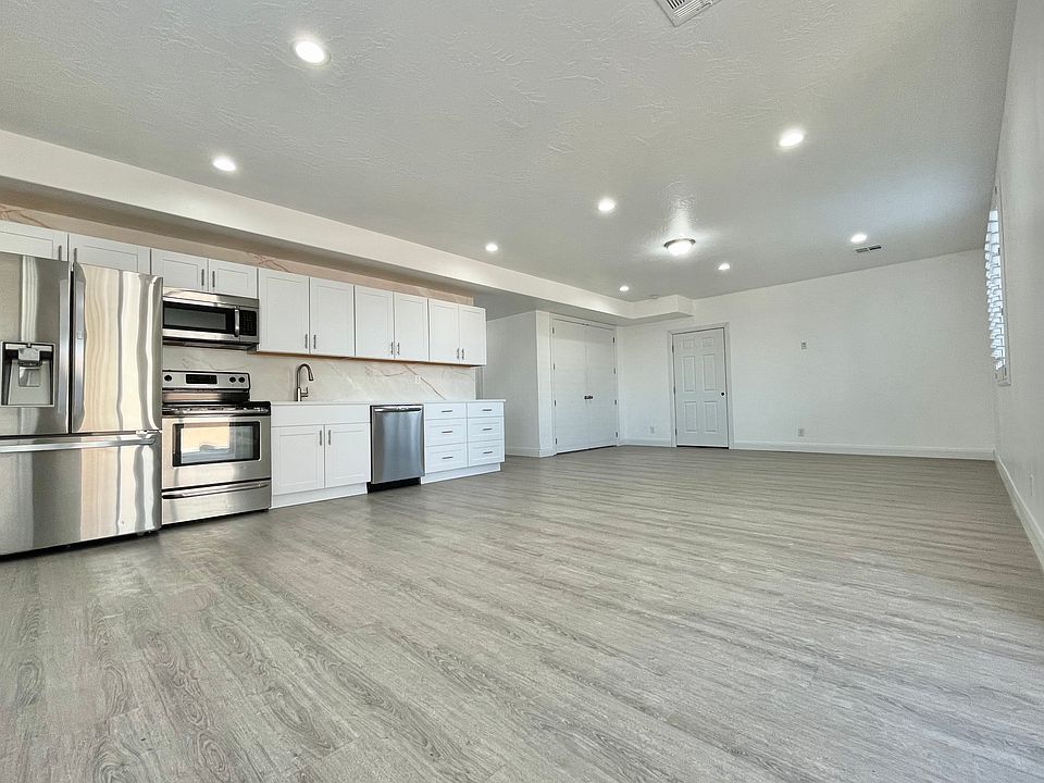 1st image of 3065 E 2890 South Cir #3065