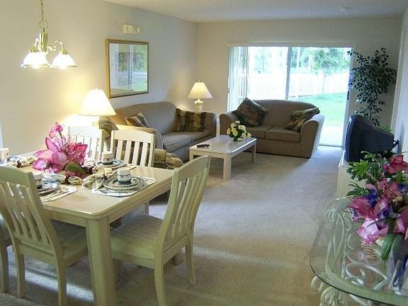 3rd image of 694 Lake Marion Golf Resort Dr