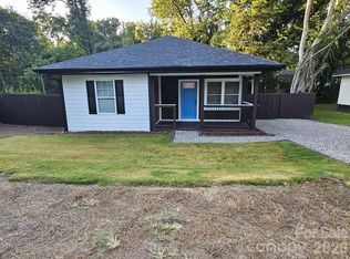 232 W 2nd St, Kershaw, SC 29067