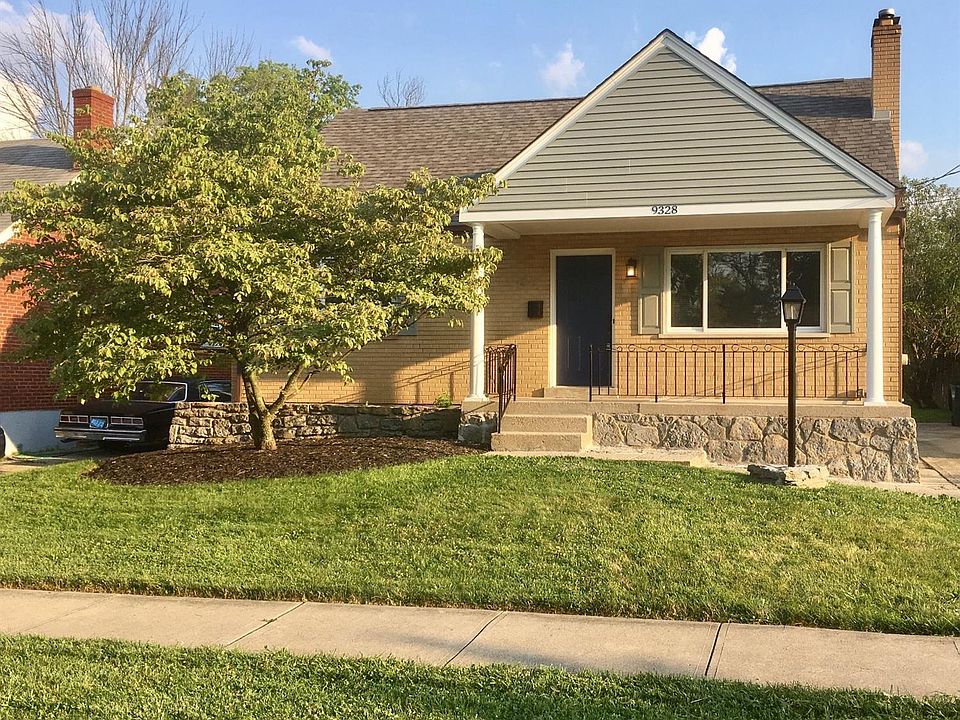 1st image of 9328 Comstock Dr