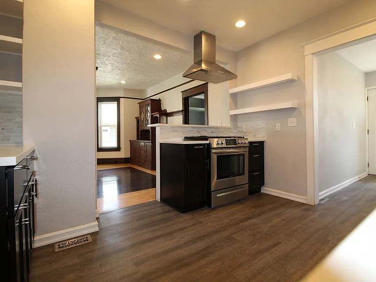 1306 E Montgomery Ave — Photo 21