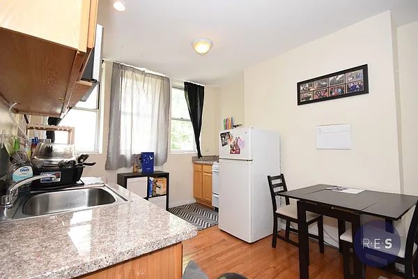 Rented by RES New York | media 5